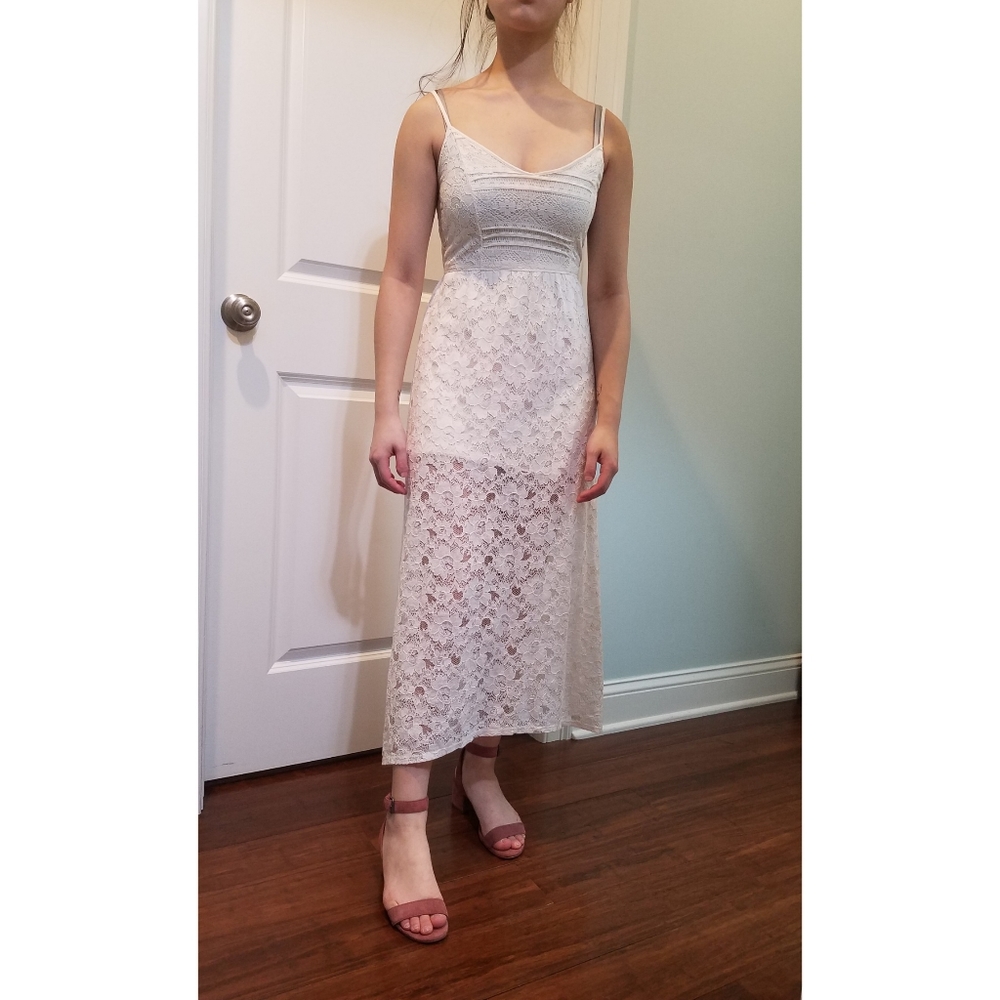 White lace dress from abercrombie